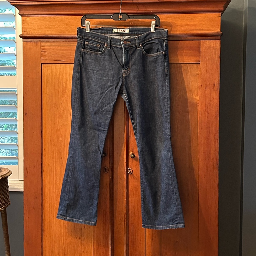 J BRAND Gigi Cropped Flare Jeans, Size 28